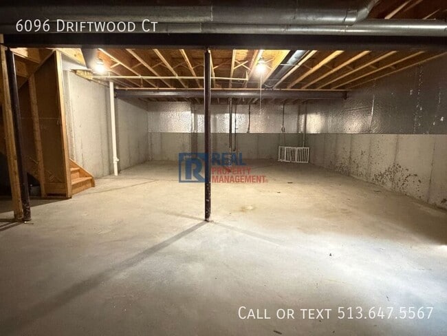 Building Photo - 6096 Driftwood Ct