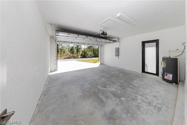 Building Photo - 714 Anaconda Ave S