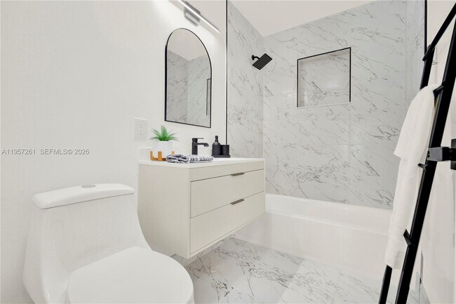 Building Photo - 51 NE 56th Ct