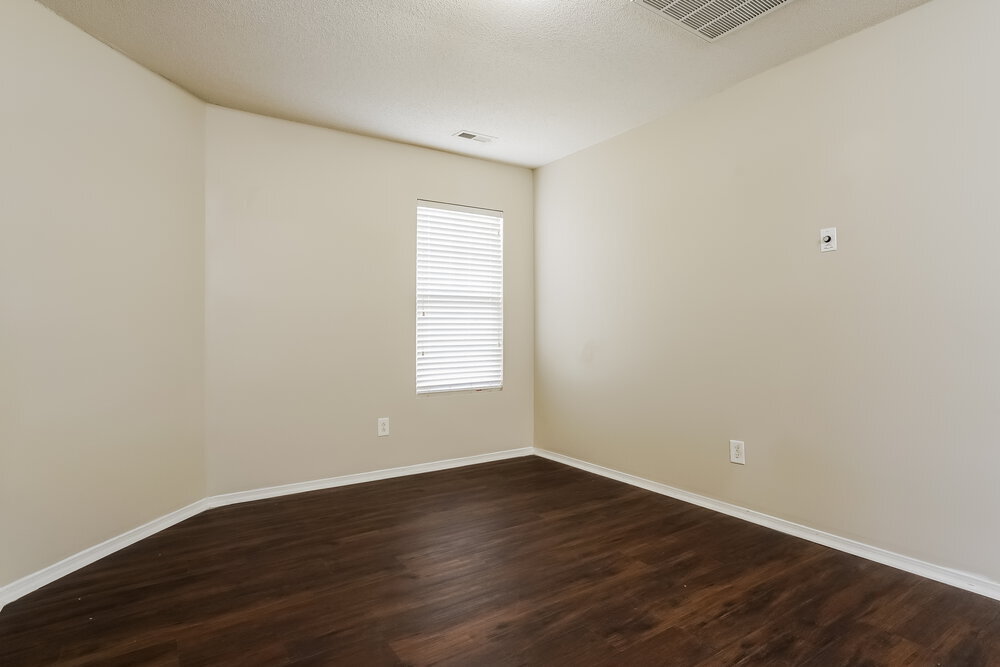 Building Photo - 925 Mailwood Dr