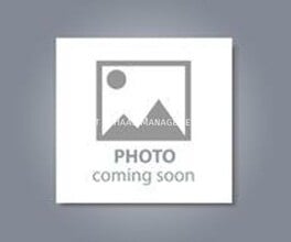 Building Photo - 640 E Carson St