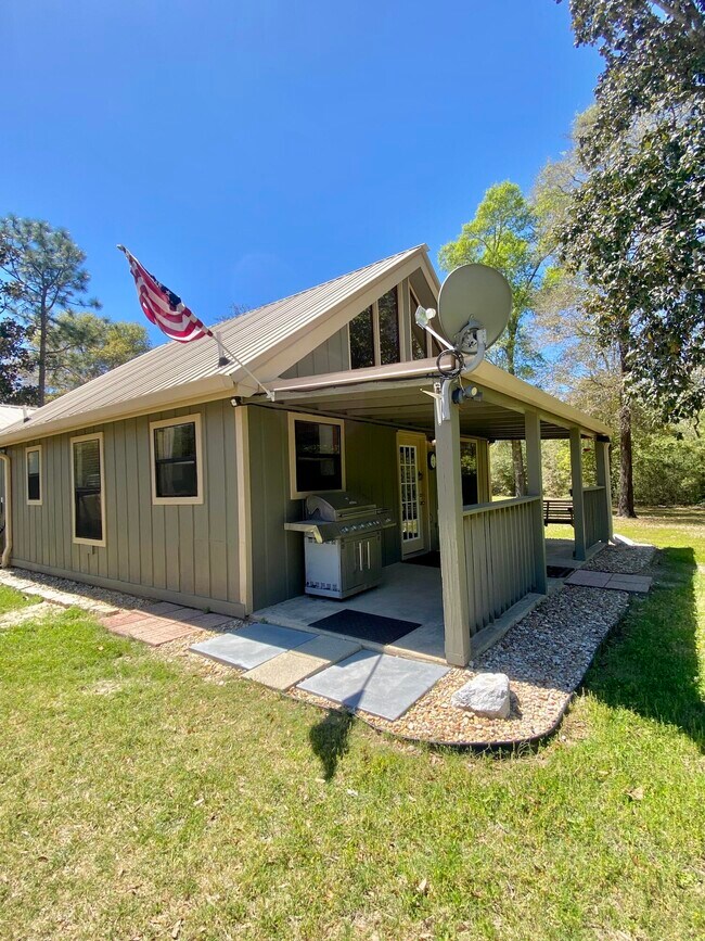 Building Photo - 4069 Christopher Ln