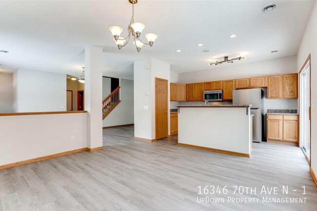 Building Photo - 16346 70th Ave N