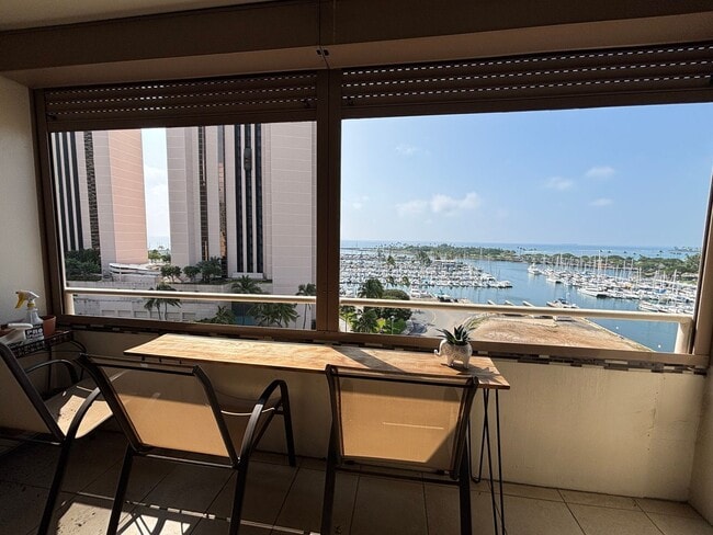 Building Photo - 1676 Ala Moana Blvd