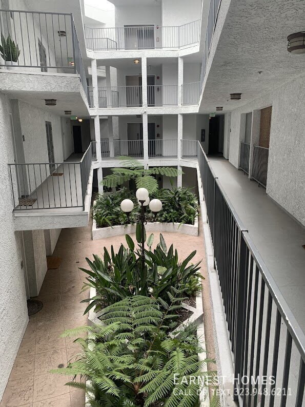 Building Photo - 4401 Sepulveda Blvd