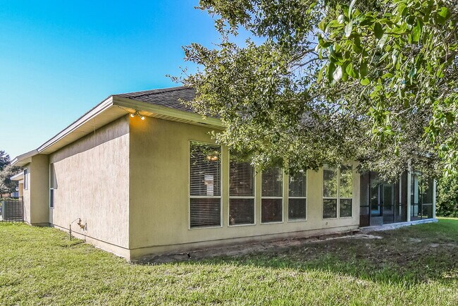 Building Photo - 10973 Hickory Trace Ln