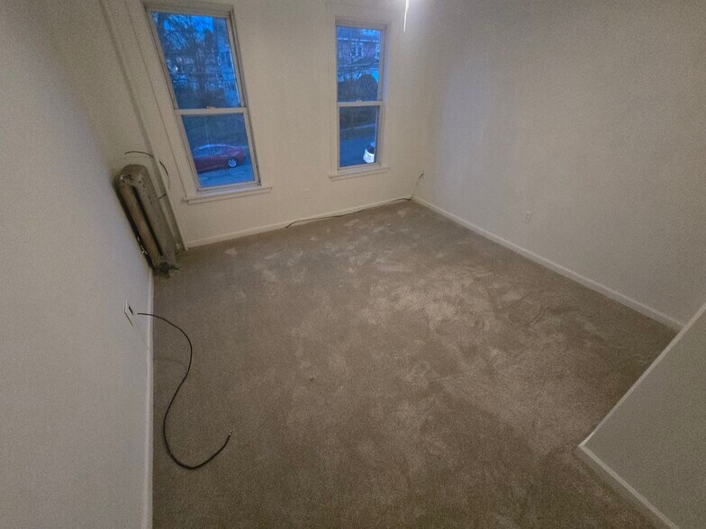 Building Photo - 1727 Monroe Ave