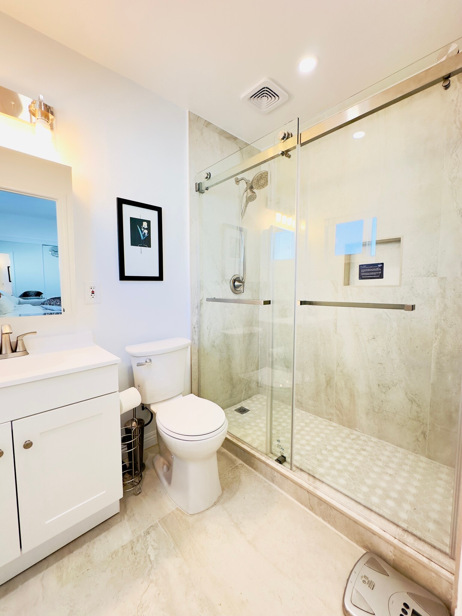 Guest Bathroom1 - 1307 Aviation Blvd