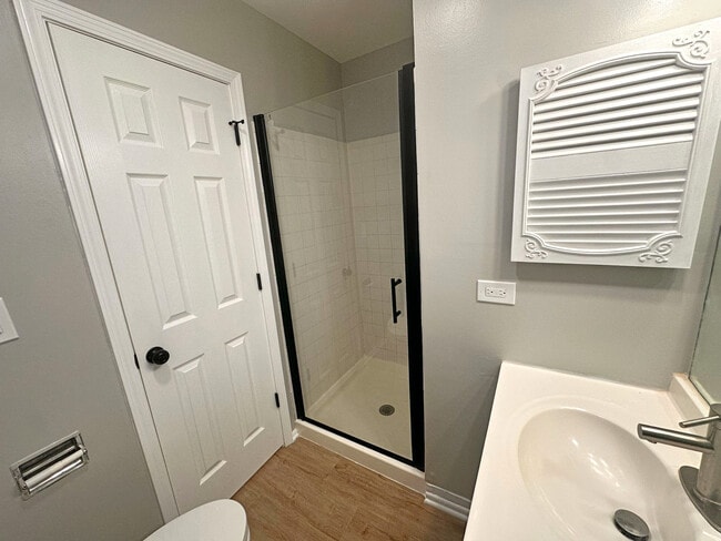 Building Photo - 940 Sandpiper Ct