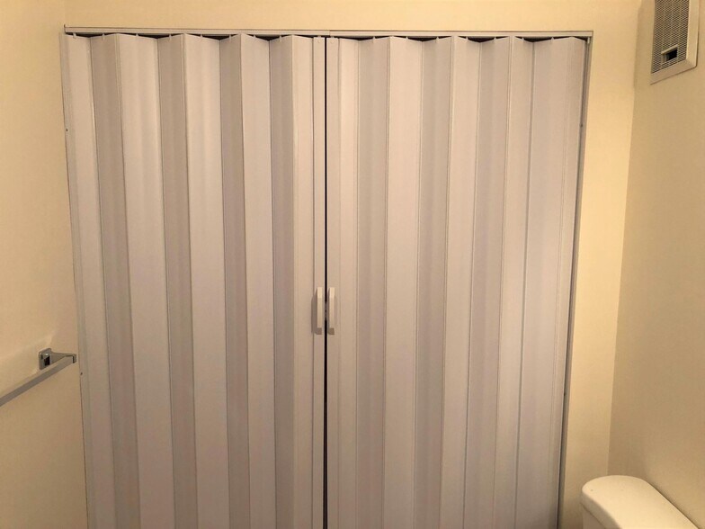 Building Photo - 2 Crossings Cir