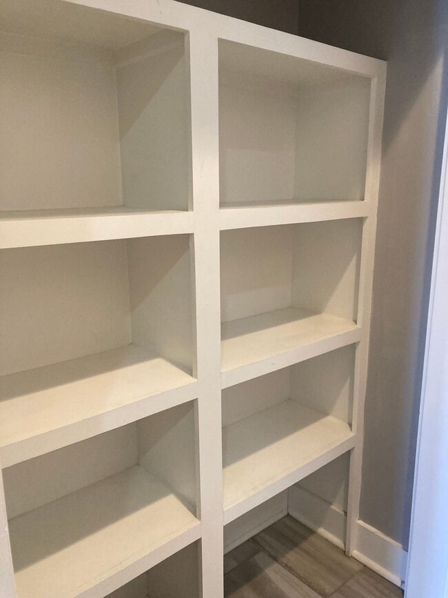 Building Photo - 1515 21st Ave N