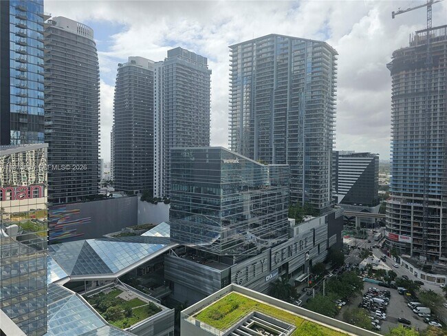 Building Photo - 68 SE 6th St