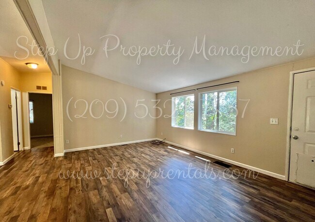 Building Photo - 23495 Kreitzer Way