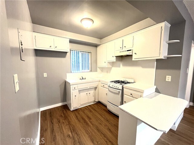 Building Photo - 4750 W Broadway