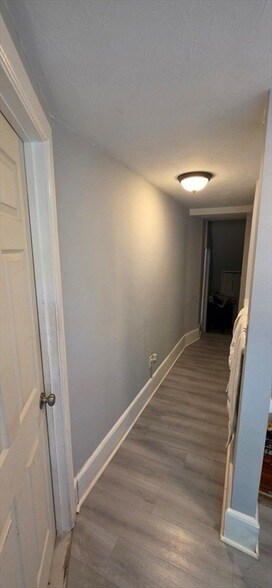 Building Photo - 14 Vara Ln