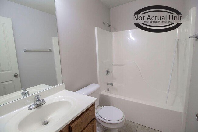 Building Photo - 1524 Bodie Dr