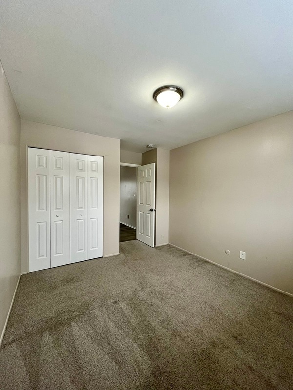 Building Photo - 1760 St Johns Blvd