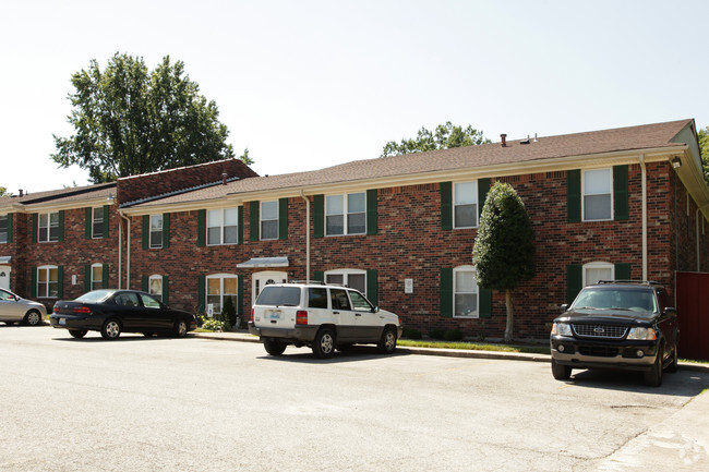 Building Photo - Spring Manor Apartments