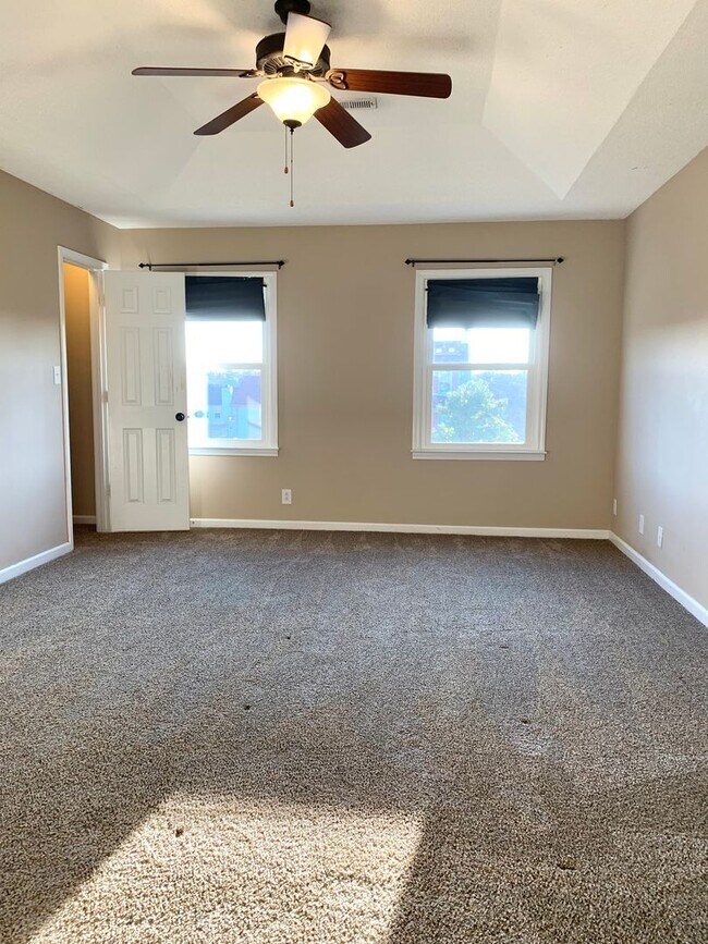 Building Photo - 1233 Cobblestone Ln