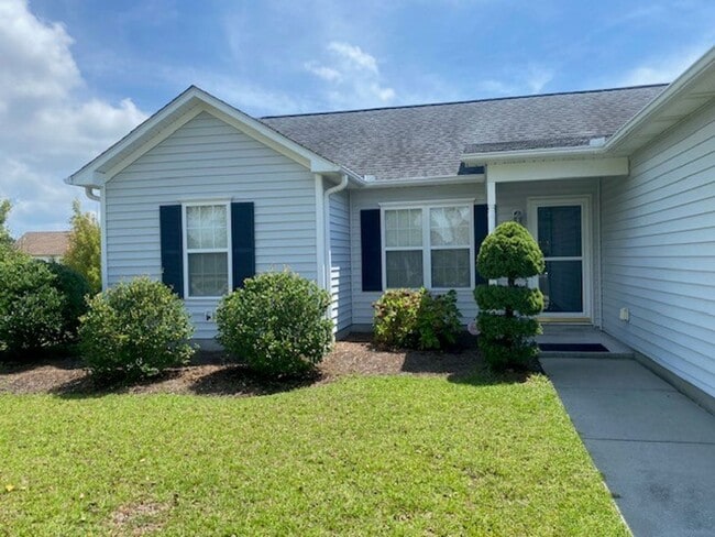 Building Photo - Charming 2 bed 2 bath home in Whitney Pines