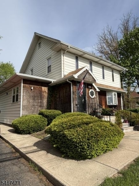 Building Photo - 65 Finderne Ave