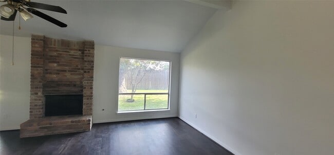 Building Photo - 1207 Park Knoll Ln