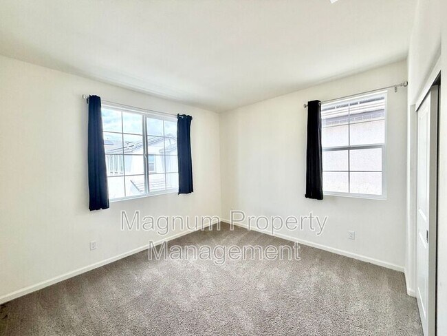 Building Photo - 25161 Harmony Ave