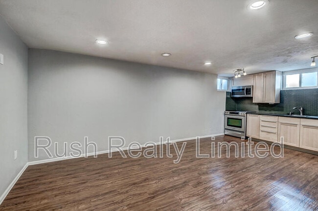 Building Photo - 4745 W 13th Ave