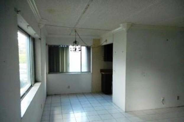 Building Photo - 3000 Springdale Blvd