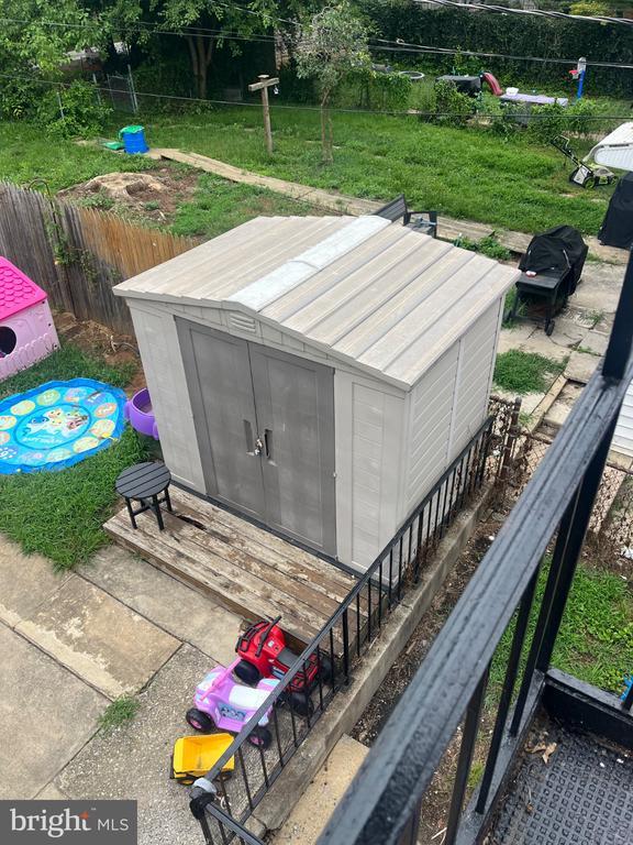 Building Photo - 809 Mulberry Ave