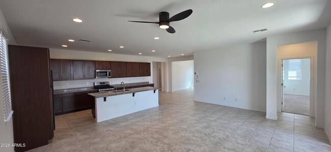 Building Photo - 14759 W Soft Wind Dr