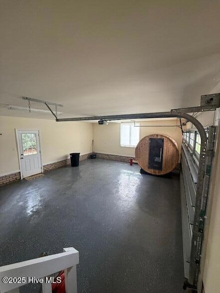 Building Photo - 714 San Juan Rd