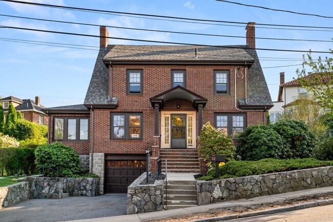 Primary Photo - 12 Endicott Rd