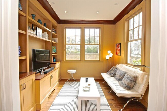 Building Photo - 203 Coggeshall Ave