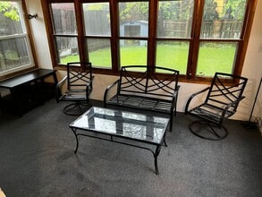 Building Photo - 1831 S Oneida St