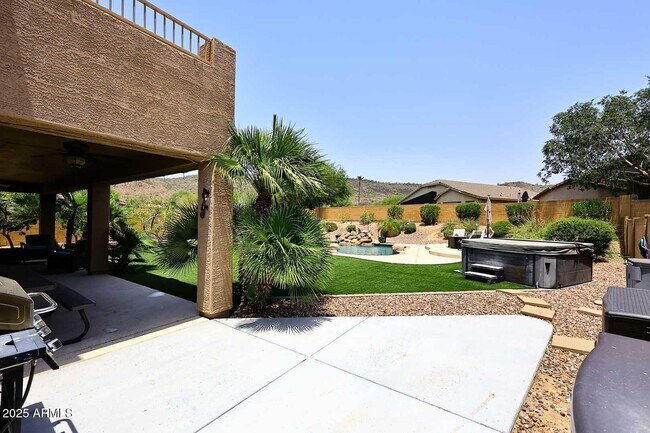 Building Photo - 25829 N 41st Dr