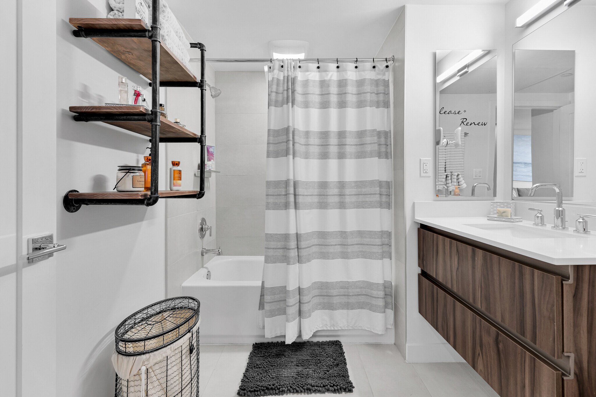 Building Photo - 37 L St SE