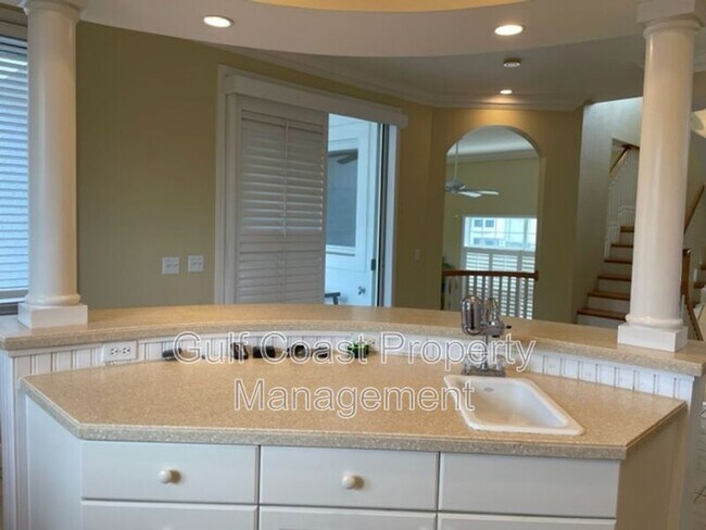 Building Photo - 1257 Fruitville Rd