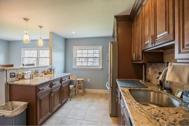 Building Photo - 3734 Mechanicsville Pl