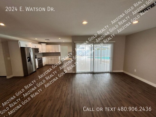 Building Photo - 2024 E Watson Dr