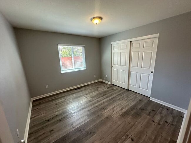 Building Photo - 17664 Thomasville Ct