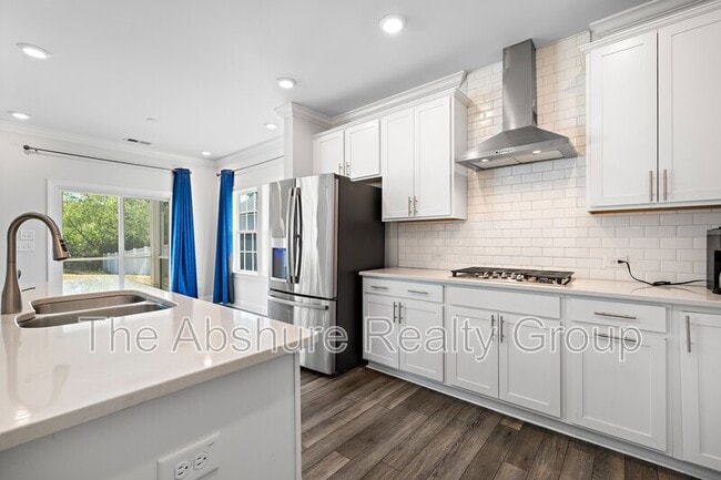 Building Photo - 109 Barnwell Loop