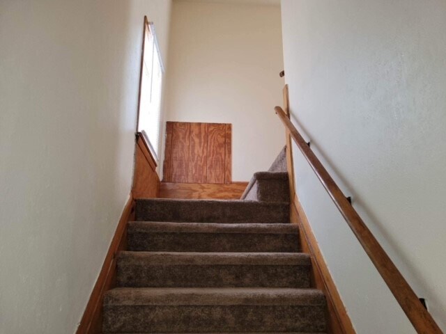 Building Photo - 118 W Foulkes St