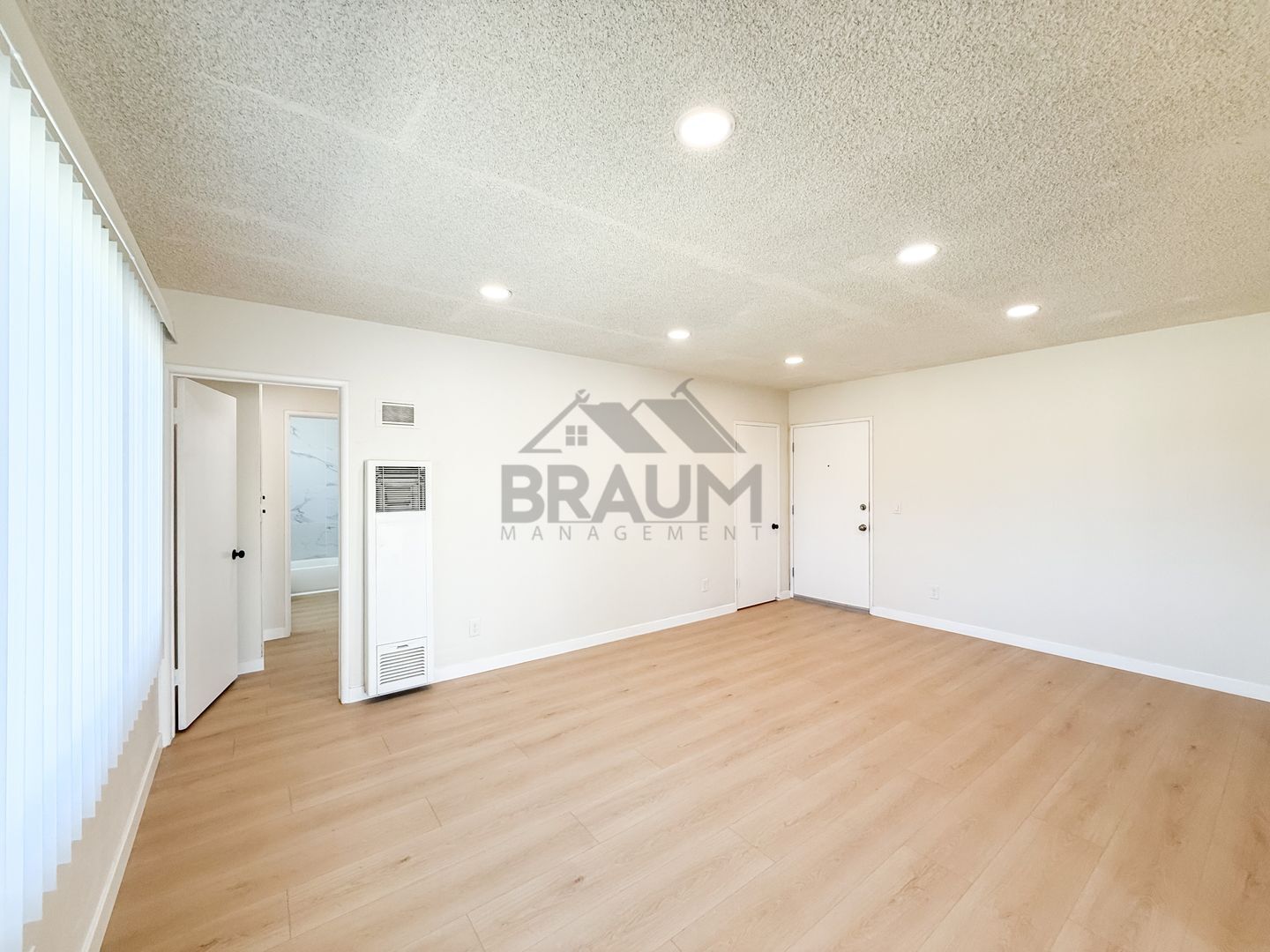 Building Photo - 19405 Haynes St