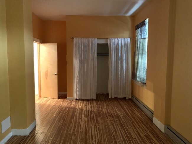 Building Photo - Two bedroom in the Placer downtown-dog neg...