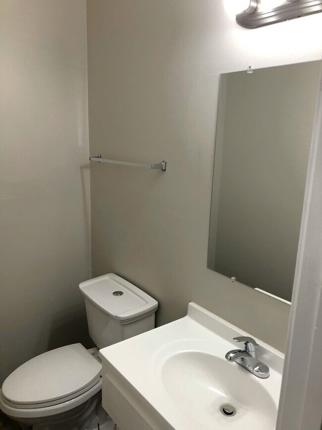 Building Photo - 1406-1408 S. 2nd Street