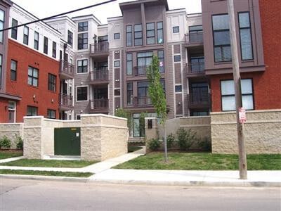 Building Photo - 650 S Mill St