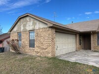 Building Photo - 1801 Lea Ann Dr