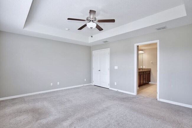 Building Photo - Gorgeous 3/2.5 Modern Townhome with 1 Car ...