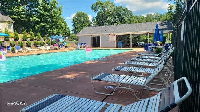 Building Photo - 3219 Roundfield Cir